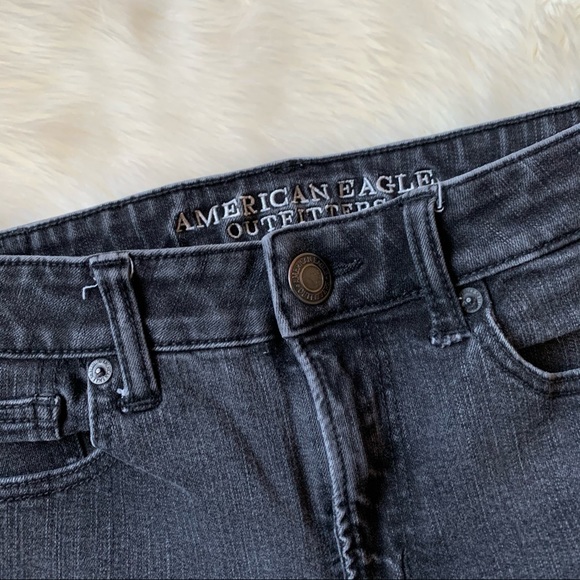 American Eagle Black Hi Rise Shortie Shorts Size 2 - Picture 3 of 10
